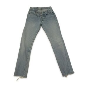 Vintage Levi’s 501 Jeans | Size: 25